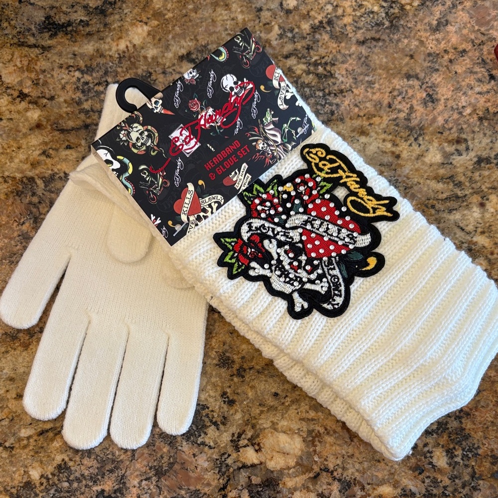 Ed Hardy White Love Kills Slowly Head/Ear Warmer/Glove Set  NWT